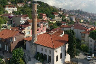 Akçakoca Dere Camii