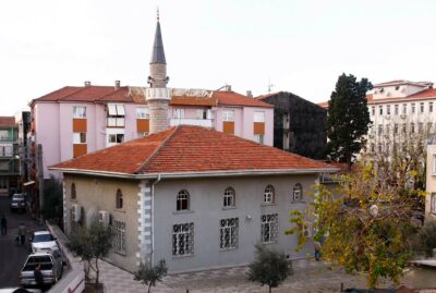 Karamürsel Kara Bali Bey Camii