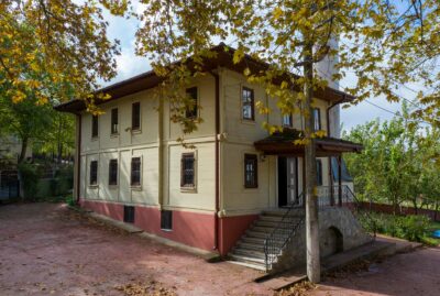 Nüzhetiye Hacı Ali Paşa Camii